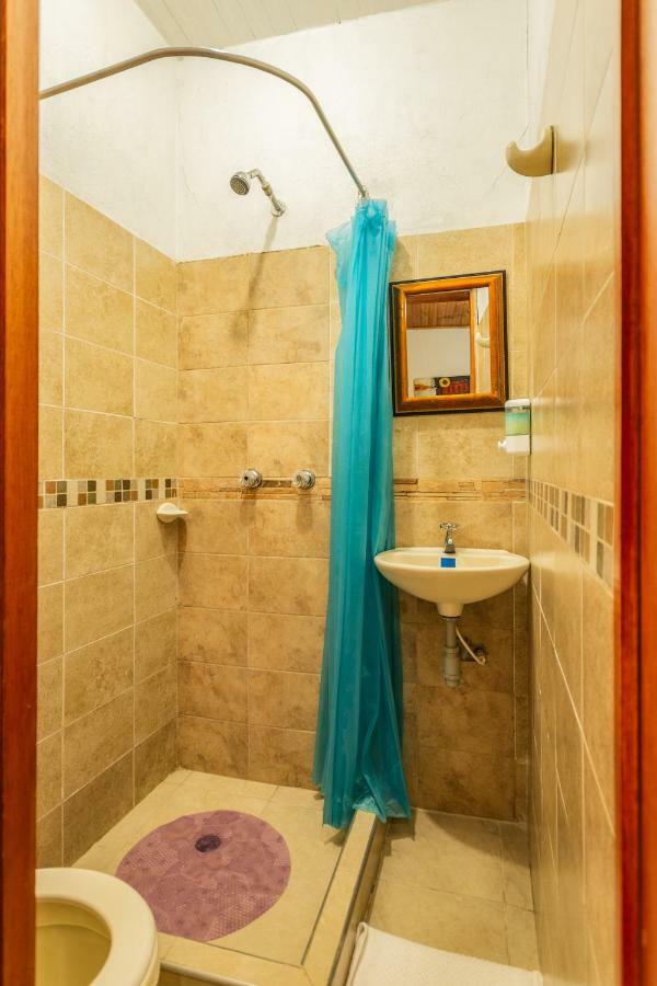 Hostal Sue Candelaria โบโกตา ภายนอก รูปภาพ