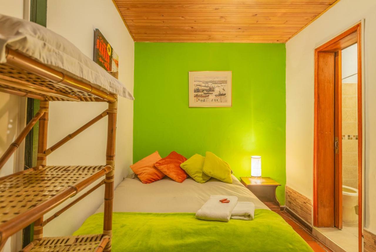 Hostal Sue Candelaria โบโกตา ภายนอก รูปภาพ